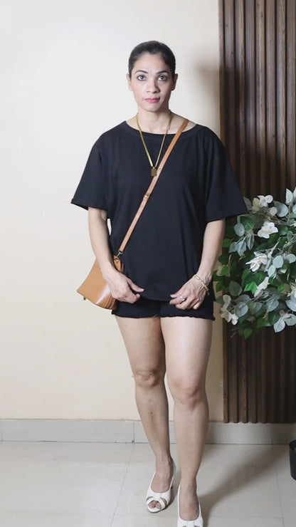 Basic Black Oversized Tee with a Side Slit